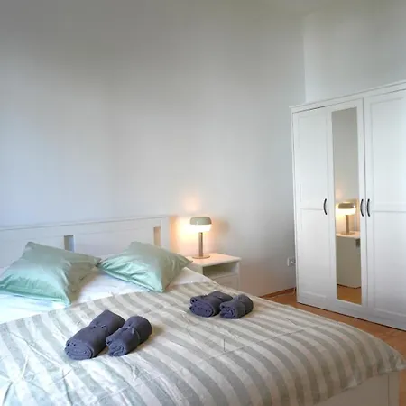 Privates In Westberlin - Jomi Берлин