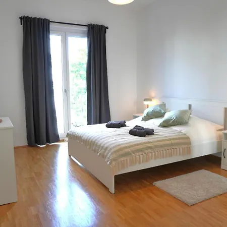 Apartment Privates In Westberlin - Jomi *