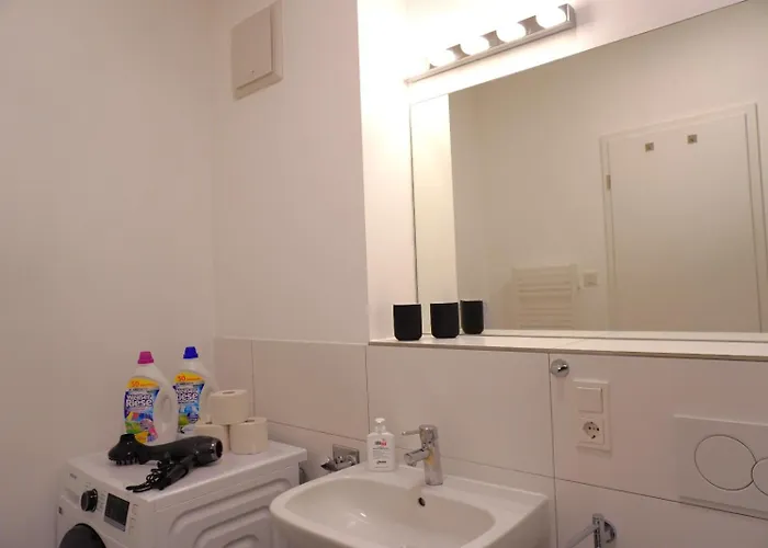 Apartman Privates In Westberlin - Jomi *